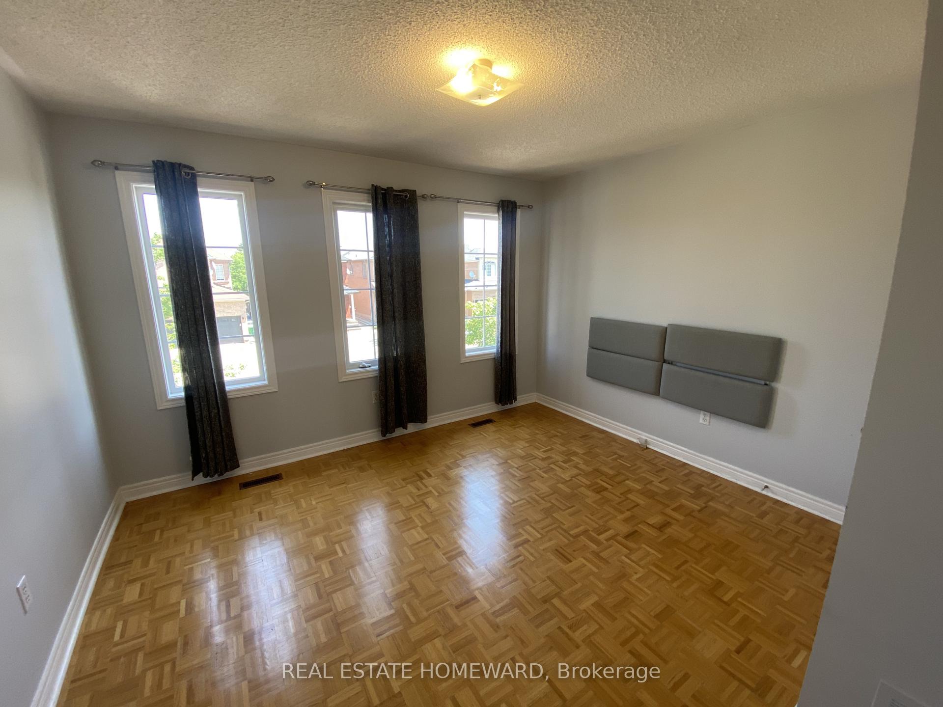 Photo 26 of 5860 Terrapark Trail, Mississauga, Churchill Meadows — HOMEH
