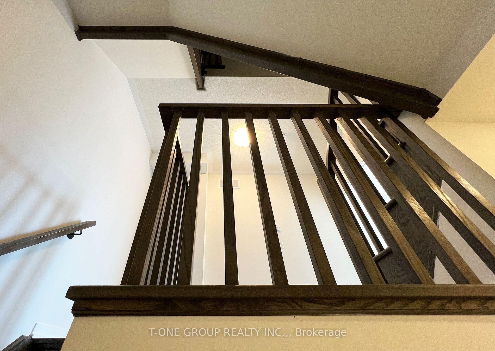 Photo 7 of Unit TH 362, 90 Honeycrisp Crescent, Vaughan, Vaughan Corporate Centre — HOMEH