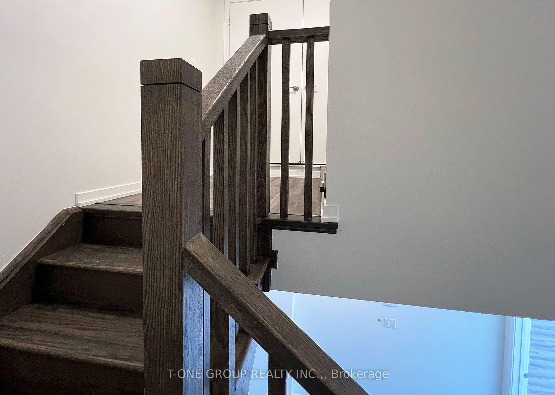 Photo 23 of Unit TH 362, 90 Honeycrisp Crescent, Vaughan, Vaughan Corporate Centre — HOMEH