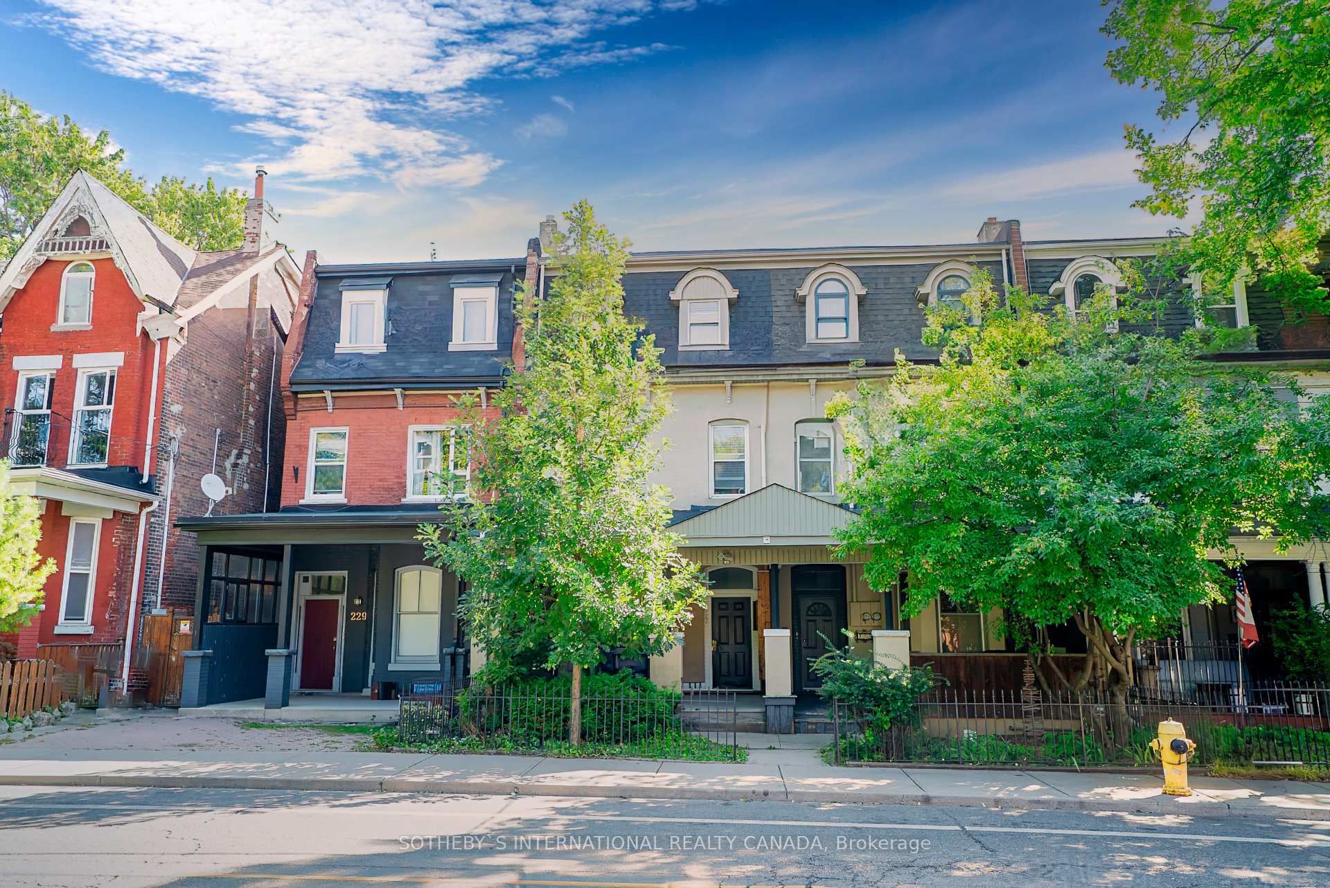 Photo 2 of Unit 0, 227 Beverley Street, Toronto, Kensington-Chinatown — HOMEH
