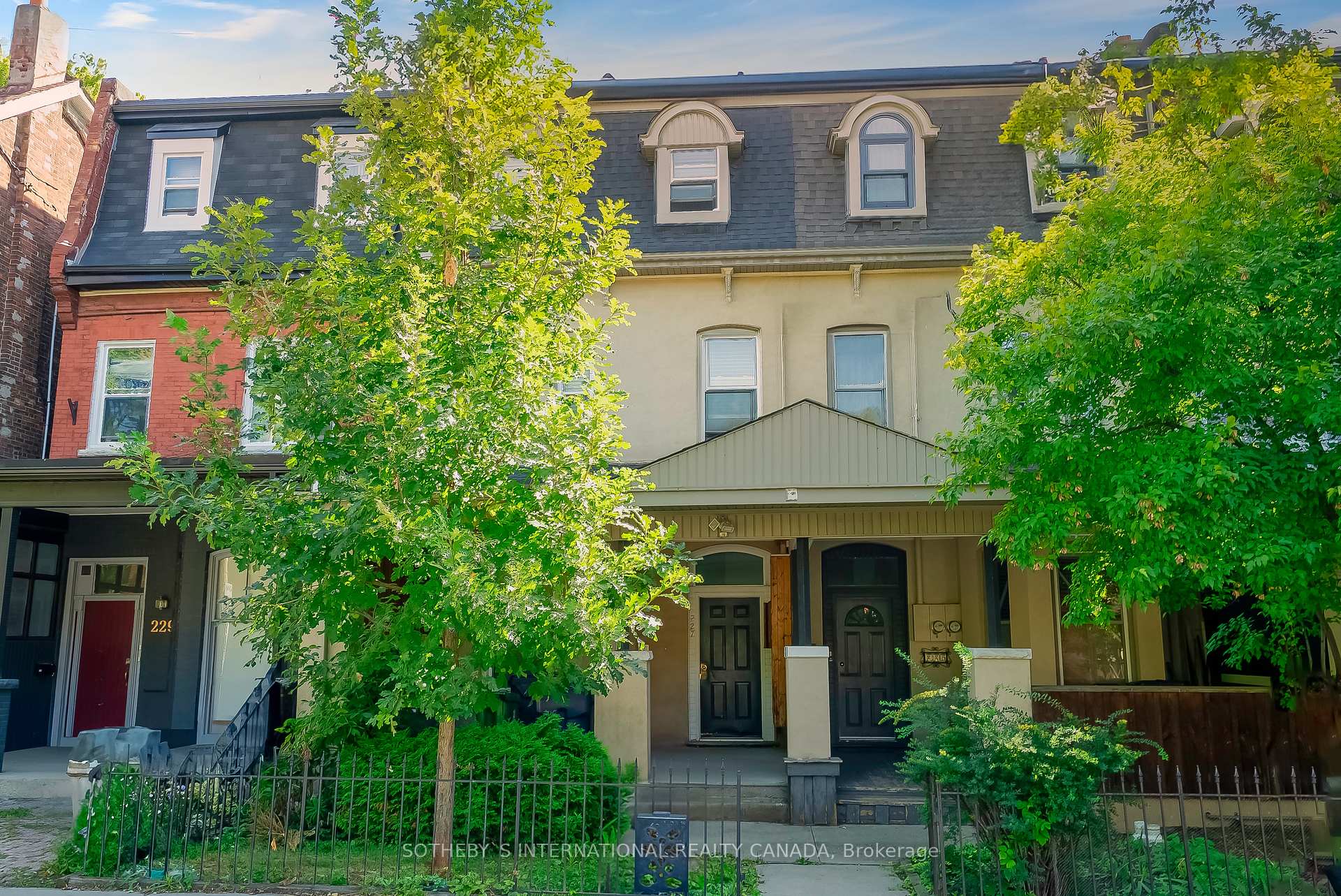 Photo 3 of Unit 0, 227 Beverley Street, Toronto, Kensington-Chinatown — HOMEH