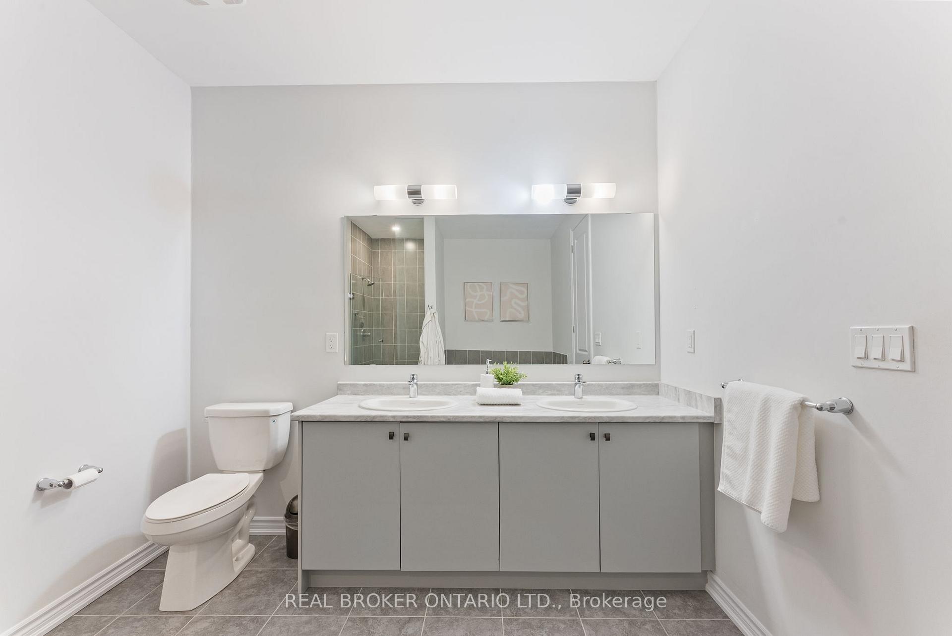 Photo 24 of 6 Howard Williams Court, Uxbridge — HOMEH