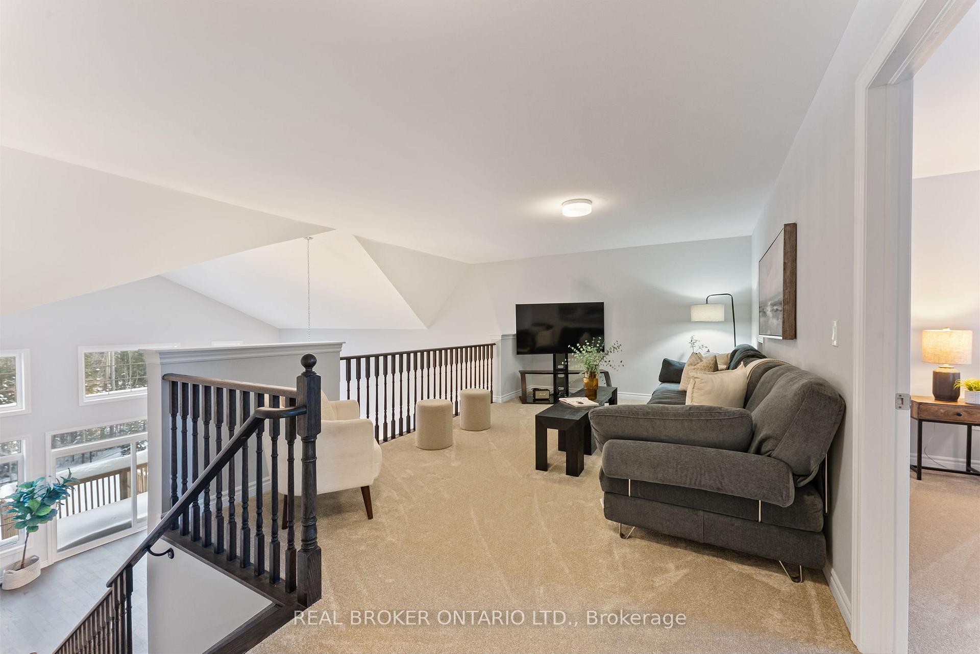 Photo 27 of 6 Howard Williams Court, Uxbridge — HOMEH