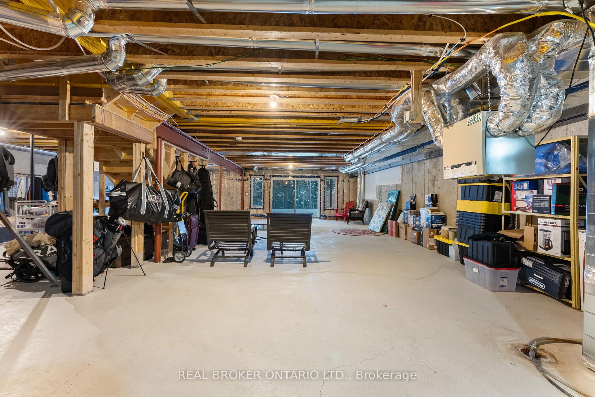 Photo 34 of 6 Howard Williams Court, Uxbridge — HOMEH