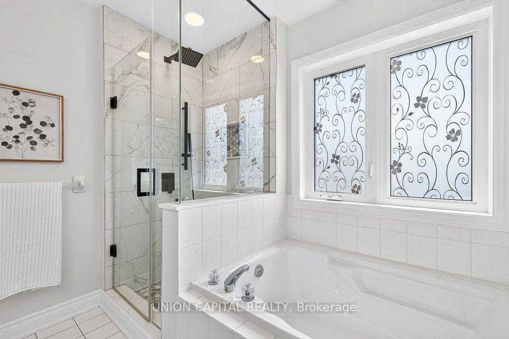 Photo 21 of 61 Hillmount Road, Markham, Cachet — HOMEH