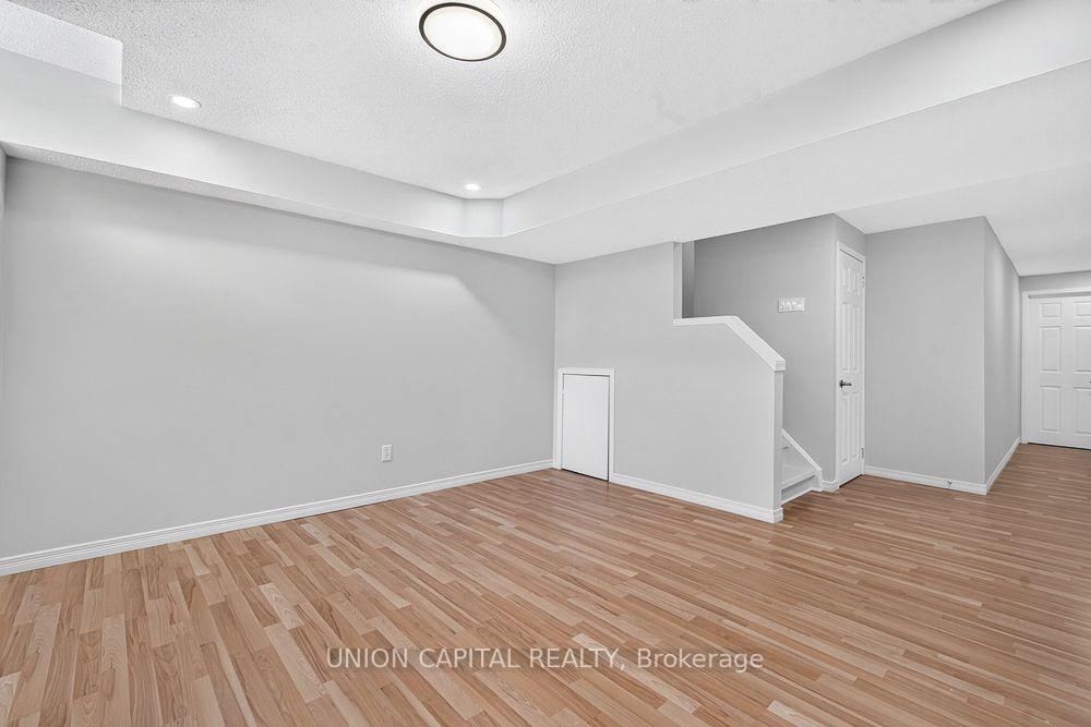 Photo 28 of 61 Hillmount Road, Markham, Cachet — HOMEH
