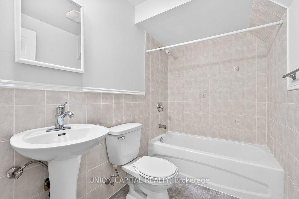 Photo 32 of 61 Hillmount Road, Markham, Cachet — HOMEH