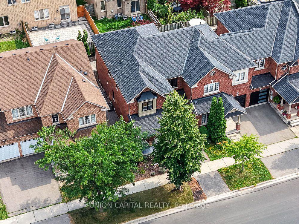 Photo 37 of 61 Hillmount Road, Markham, Cachet — HOMEH