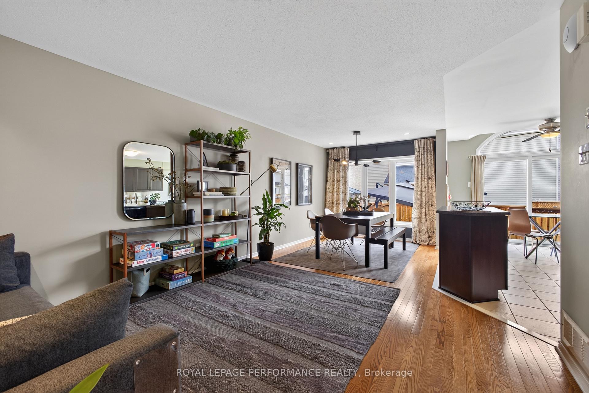 Photo 7 of 131 Sorento Street, Ottawa, Barrhaven - Strandherd — HOMEH