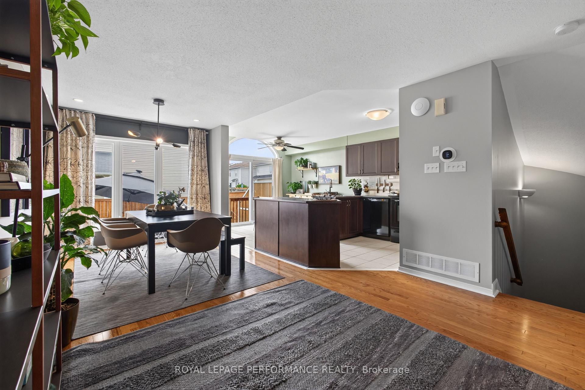 Photo 8 of 131 Sorento Street, Ottawa, Barrhaven - Strandherd — HOMEH