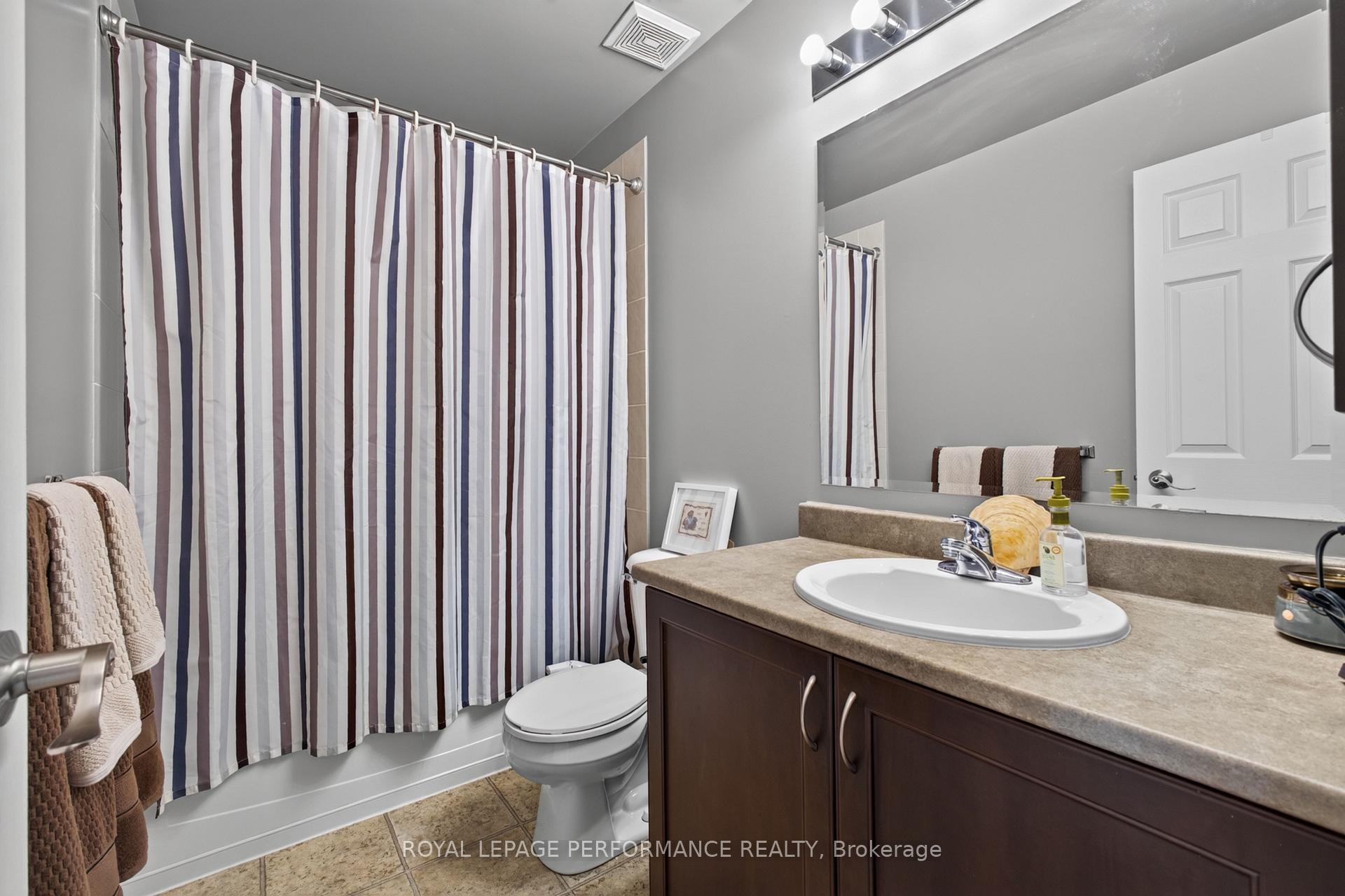 Photo 23 of 131 Sorento Street, Ottawa, Barrhaven - Strandherd — HOMEH