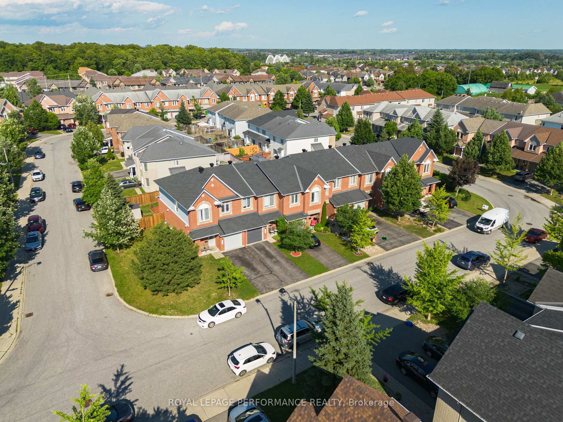Photo 35 of 131 Sorento Street, Ottawa, Barrhaven - Strandherd — HOMEH