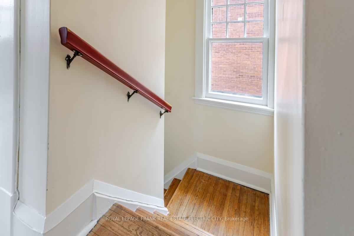 Photo 31 of 150 Benson Avenue, Peterborough, Northcrest Ward 5 — HOMEH