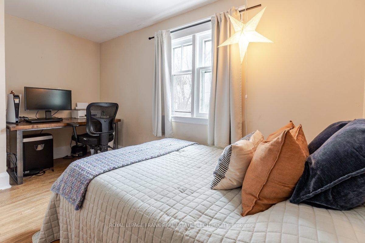 Photo 36 of 150 Benson Avenue, Peterborough, Northcrest Ward 5 — HOMEH