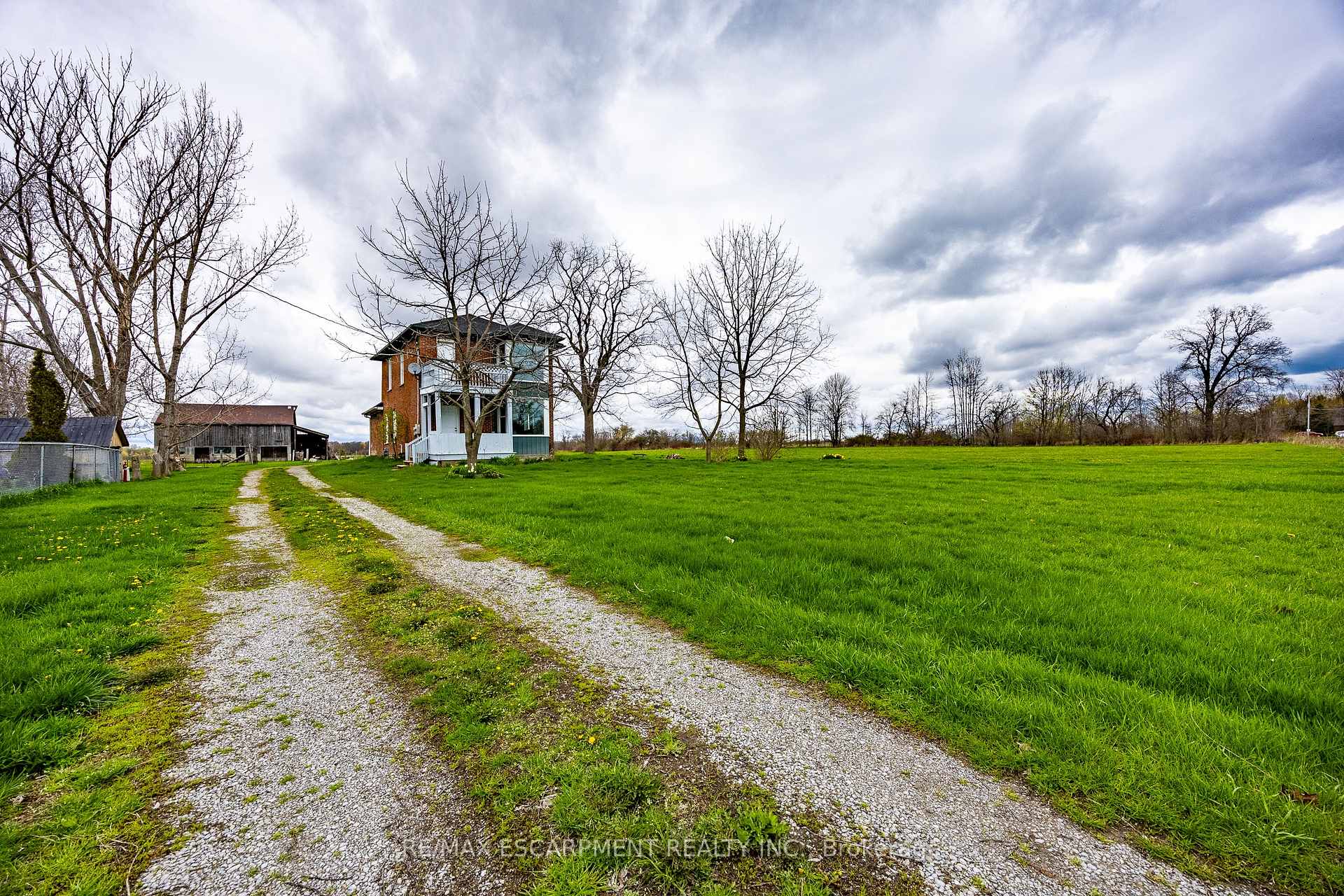 Photo of 29 Old Lakeshore Road