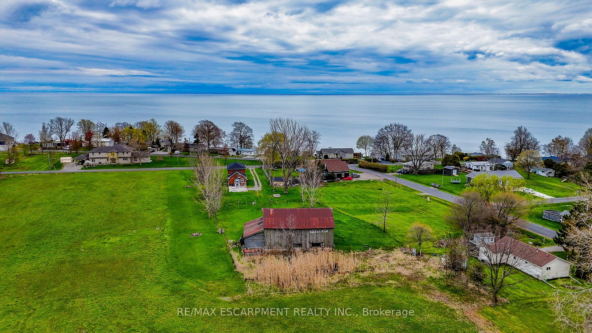Photo 7 of 29 Old Lakeshore Road, Norfolk, Port Dover — HOMEH