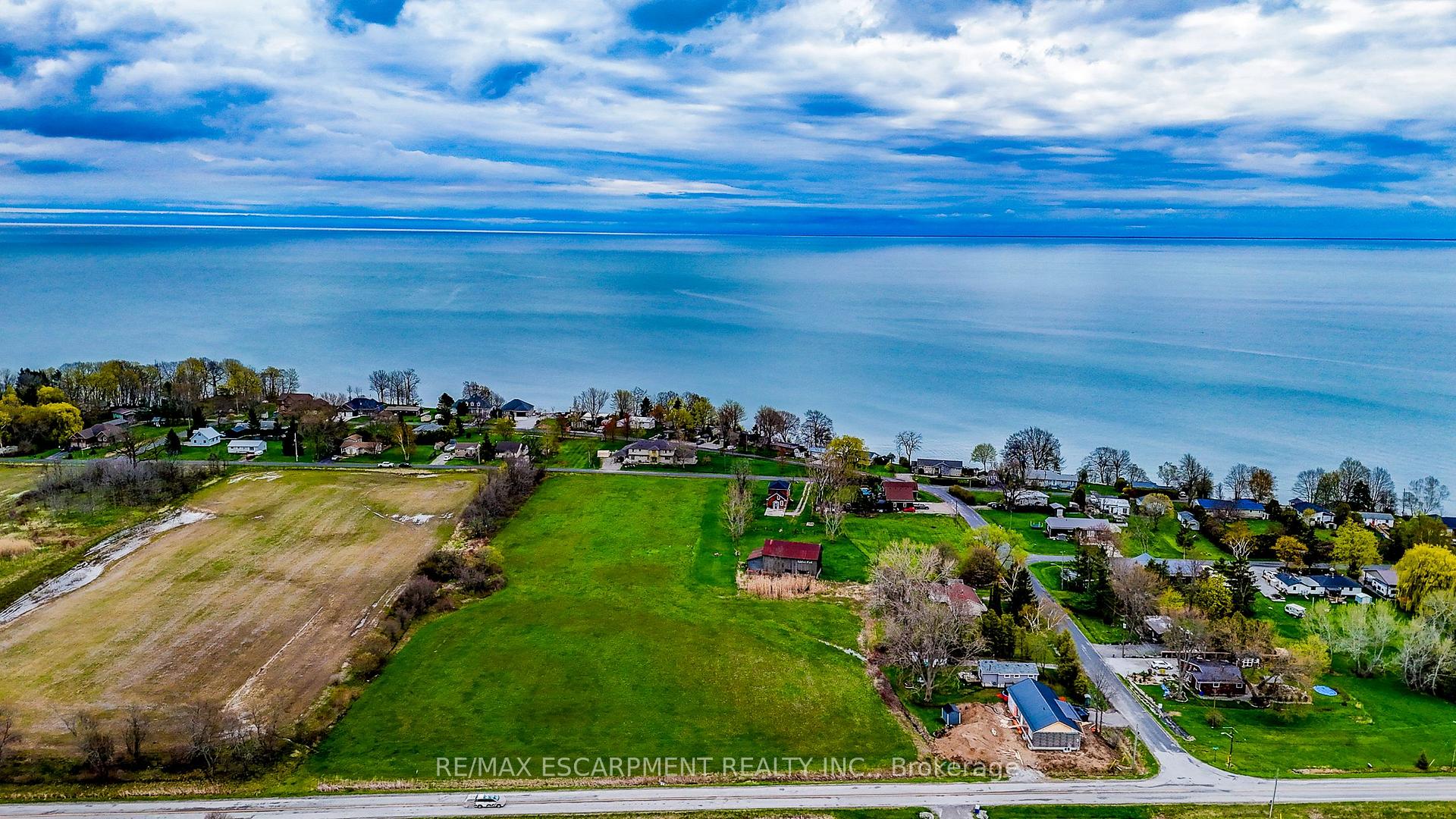 Photo 8 of 29 Old Lakeshore Road, Norfolk, Port Dover — HOMEH