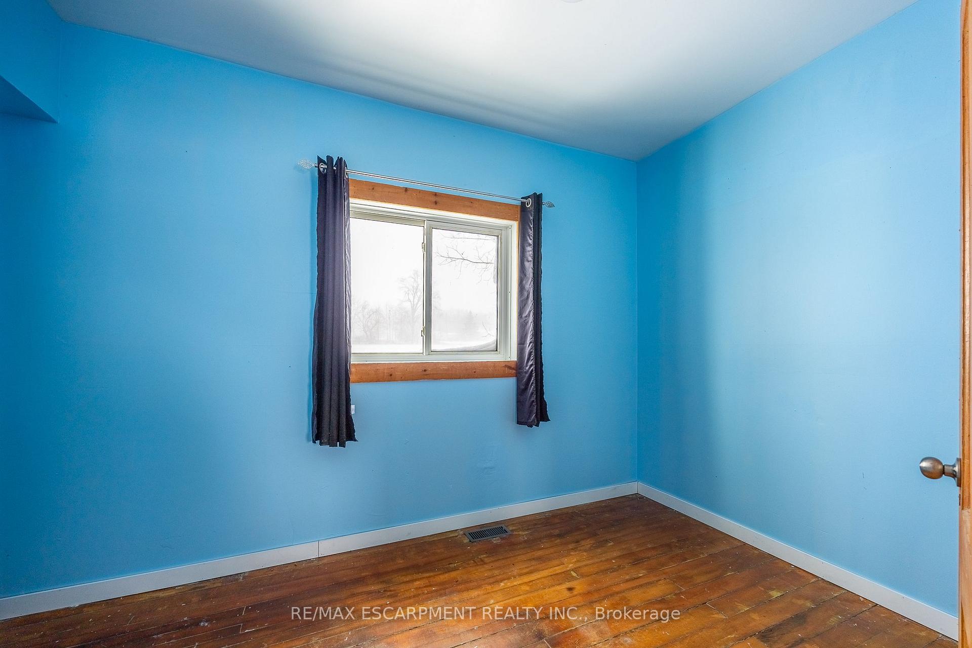 Photo 17 of 29 Old Lakeshore Road, Norfolk, Port Dover — HOMEH