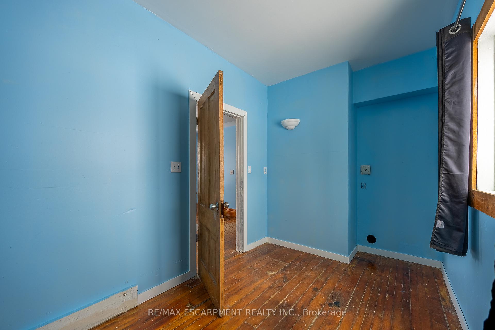 Photo 18 of 29 Old Lakeshore Road, Norfolk, Port Dover — HOMEH