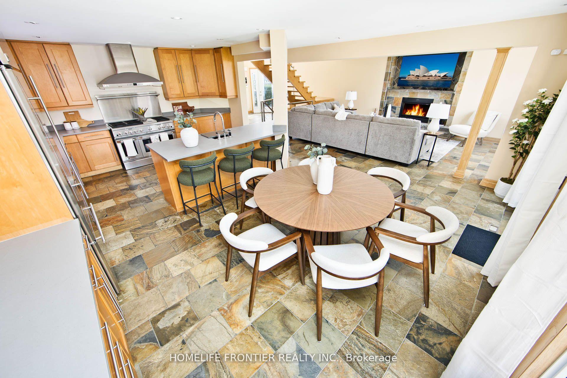 Photo 6 of 6124 Hardesty Crescent, Mississauga, East Credit — HOMEH
