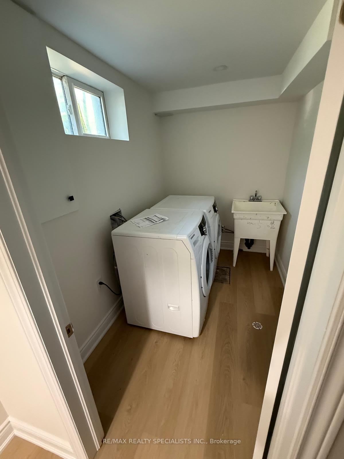 Photo 8 of Unit 9, 15 Scenic Drive, Kitchener, Chicopee/Freeport — HOMEH