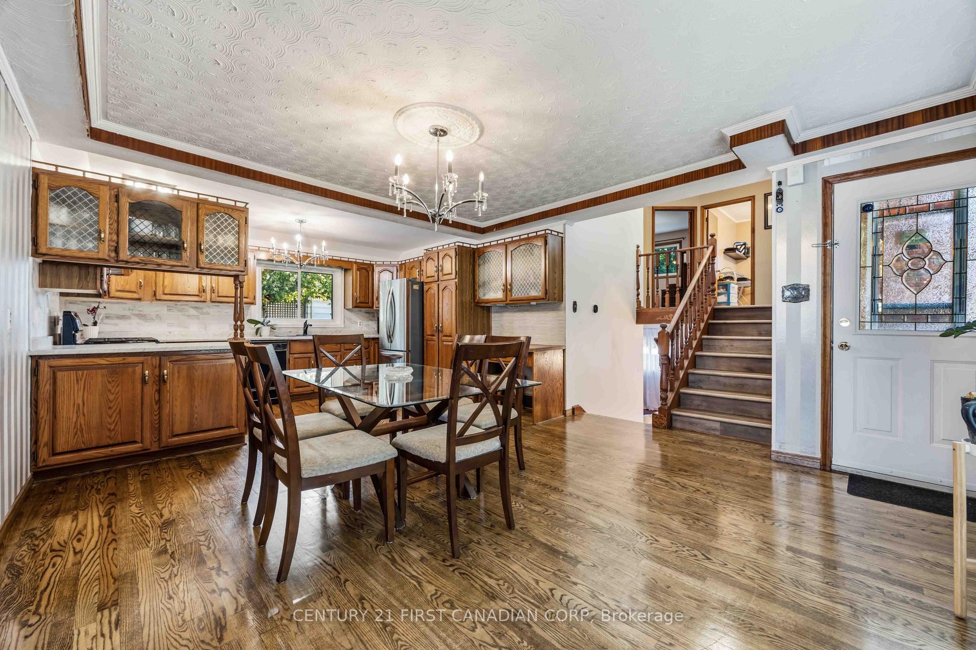 Photo 7 of 184 Durand Street, Sarnia — HOMEH
