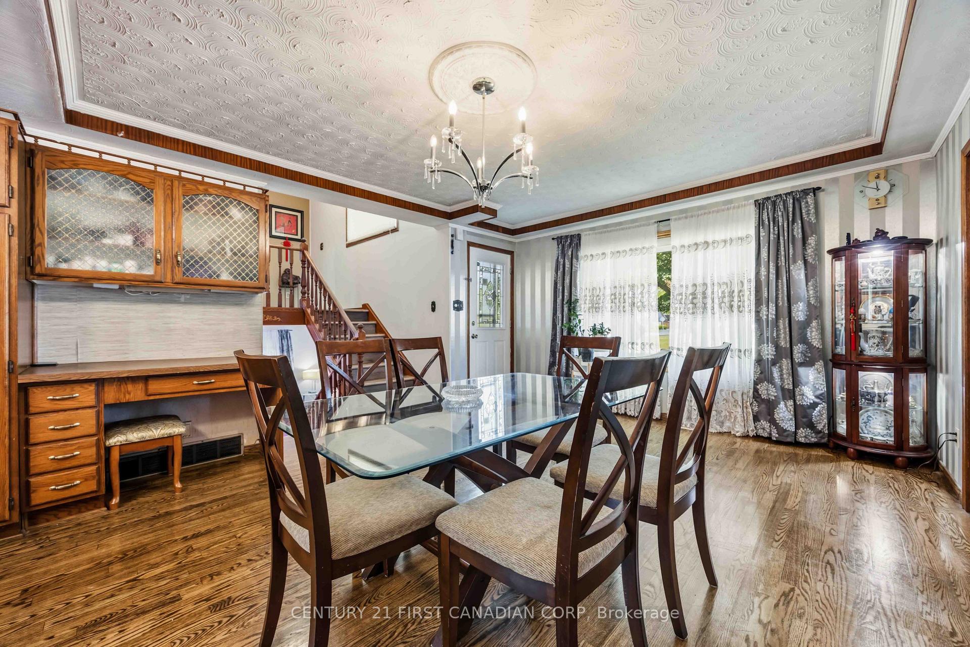 Photo 8 of 184 Durand Street, Sarnia — HOMEH