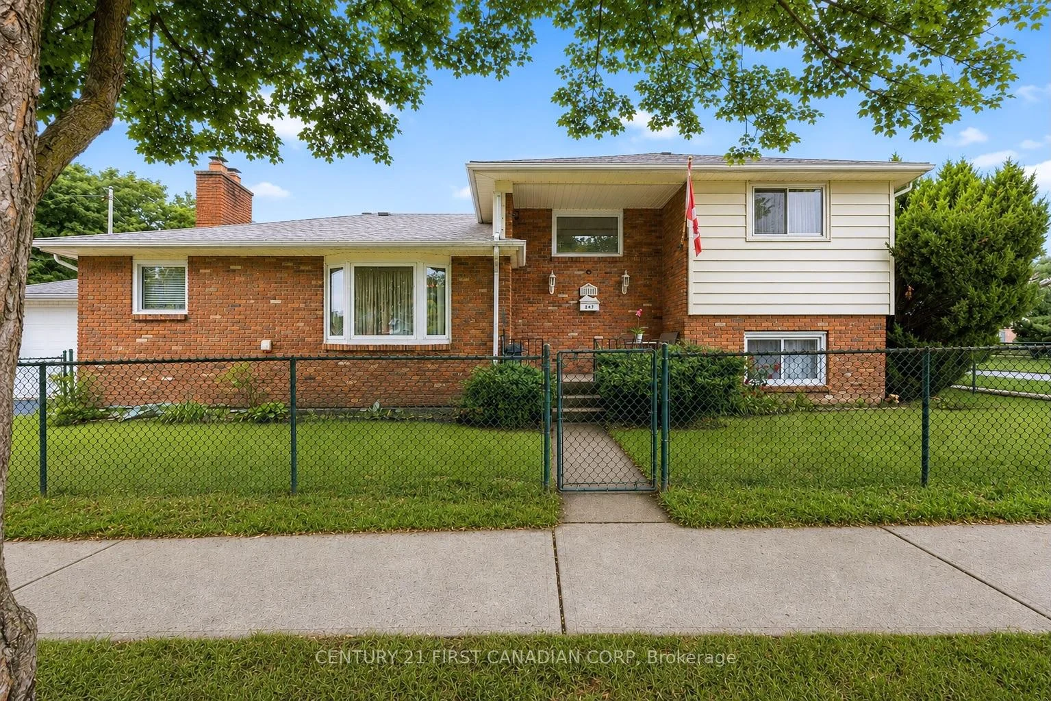 Photo of 184 Durand Street