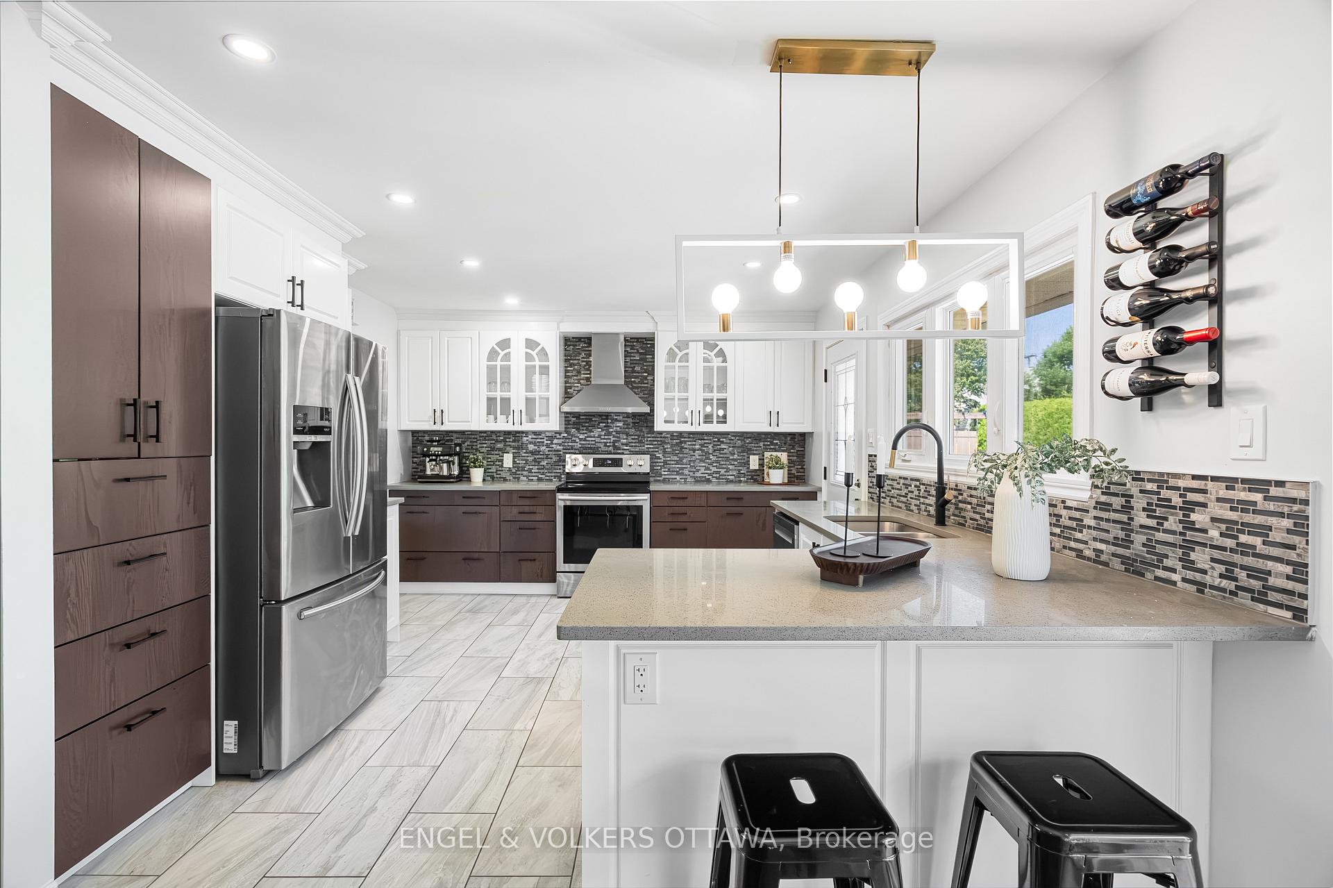Photo 8 of 1941 Conrad Avenue, Ottawa, Guildwood Estates - Urbandale Acres — HOMEH