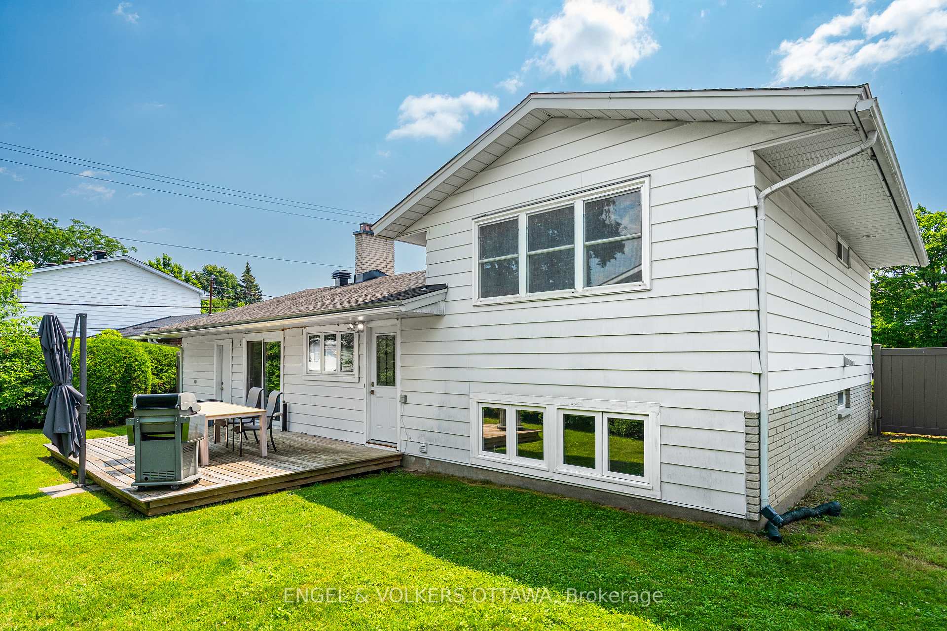 Photo 27 of 1941 Conrad Avenue, Ottawa, Guildwood Estates - Urbandale Acres — HOMEH