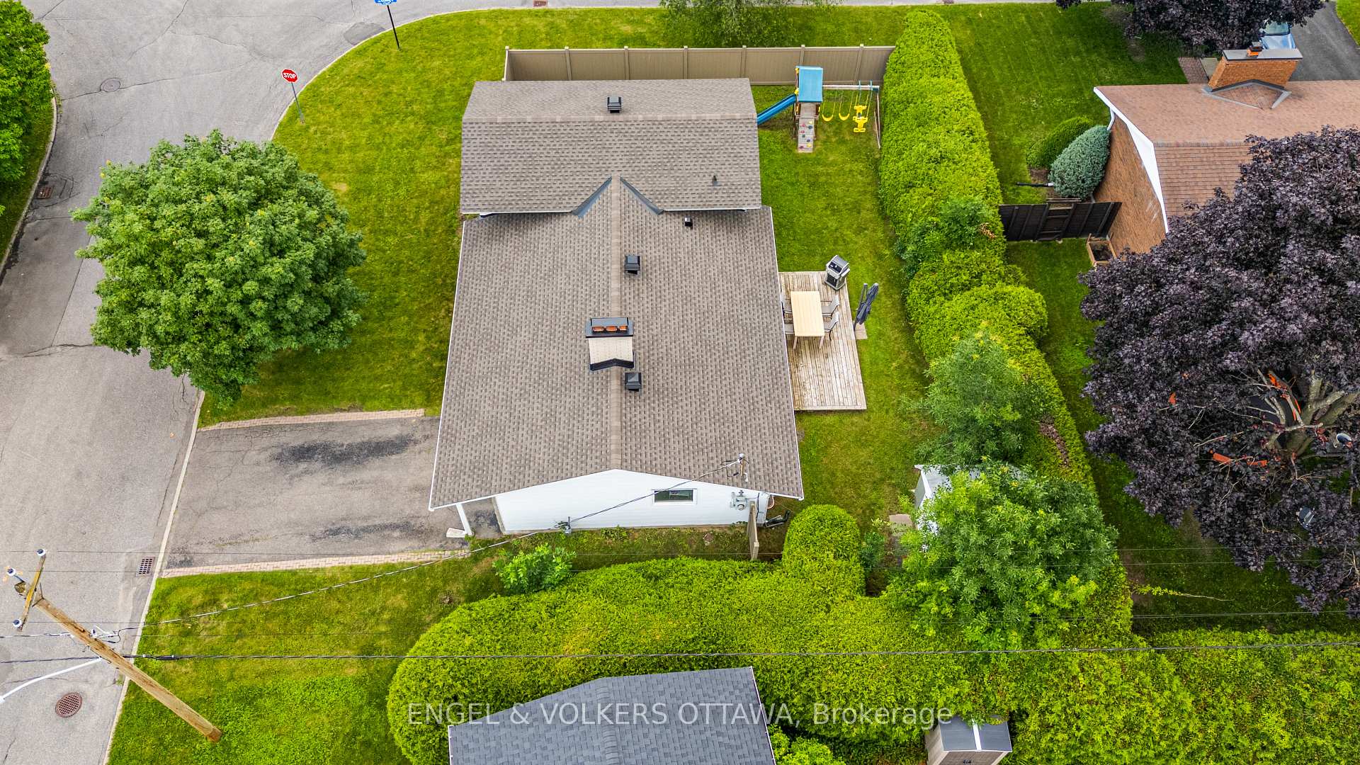 Photo 28 of 1941 Conrad Avenue, Ottawa, Guildwood Estates - Urbandale Acres — HOMEH