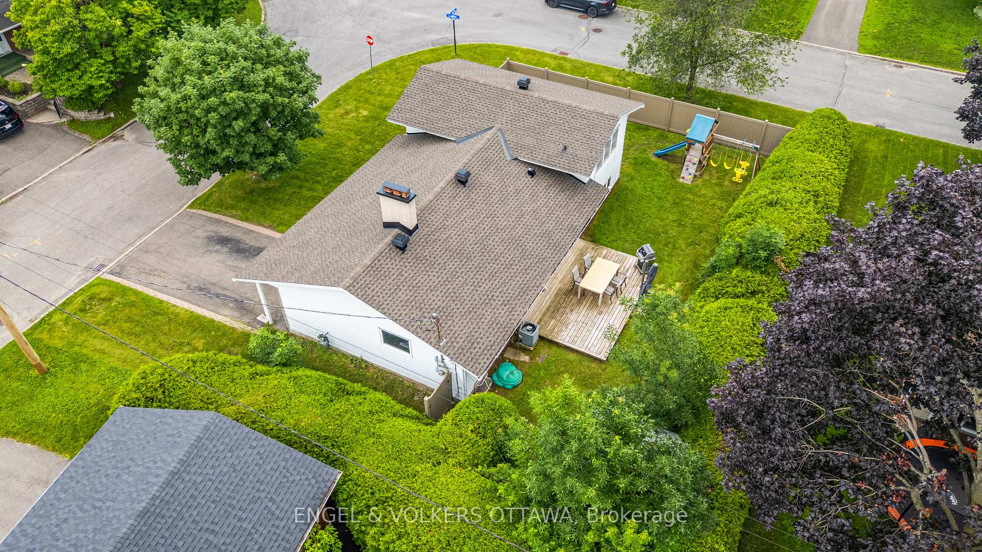 Photo 29 of 1941 Conrad Avenue, Ottawa, Guildwood Estates - Urbandale Acres — HOMEH
