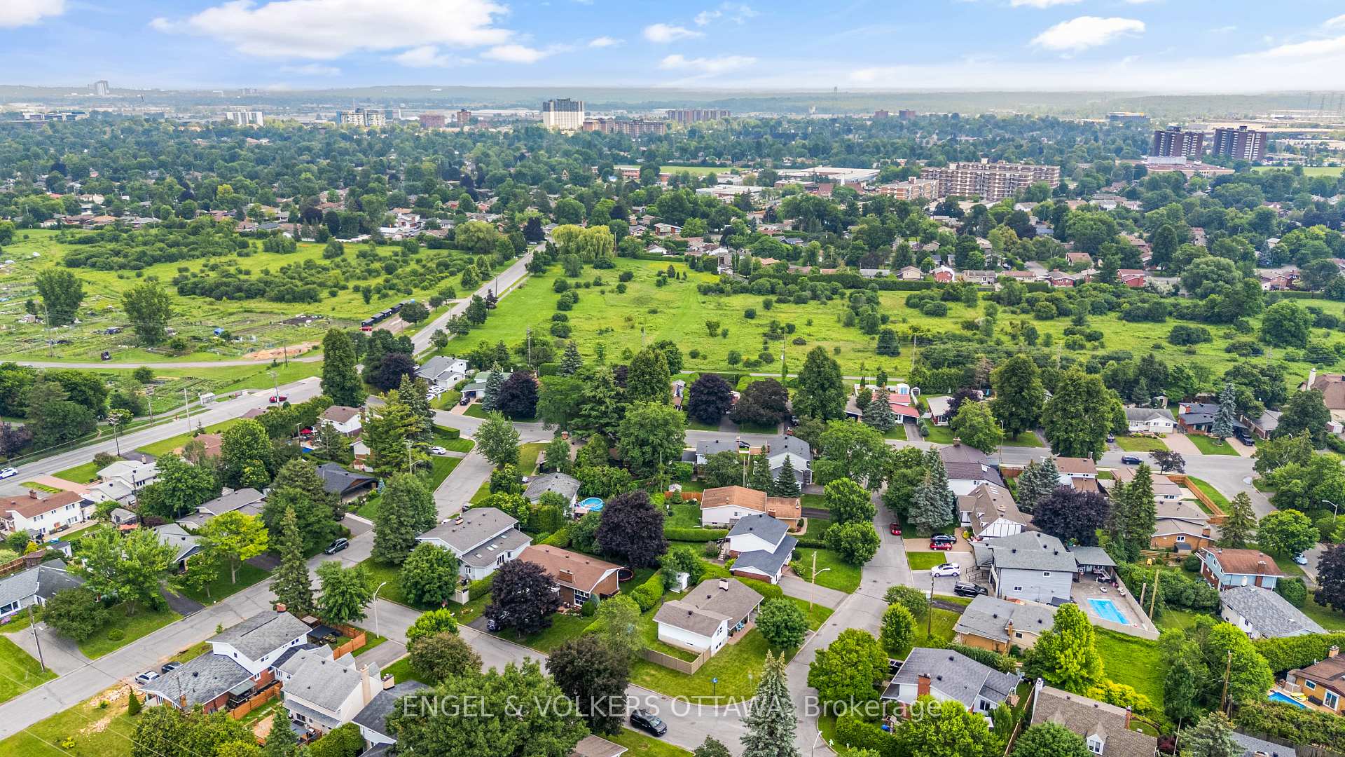 Photo 37 of 1941 Conrad Avenue, Ottawa, Guildwood Estates - Urbandale Acres — HOMEH