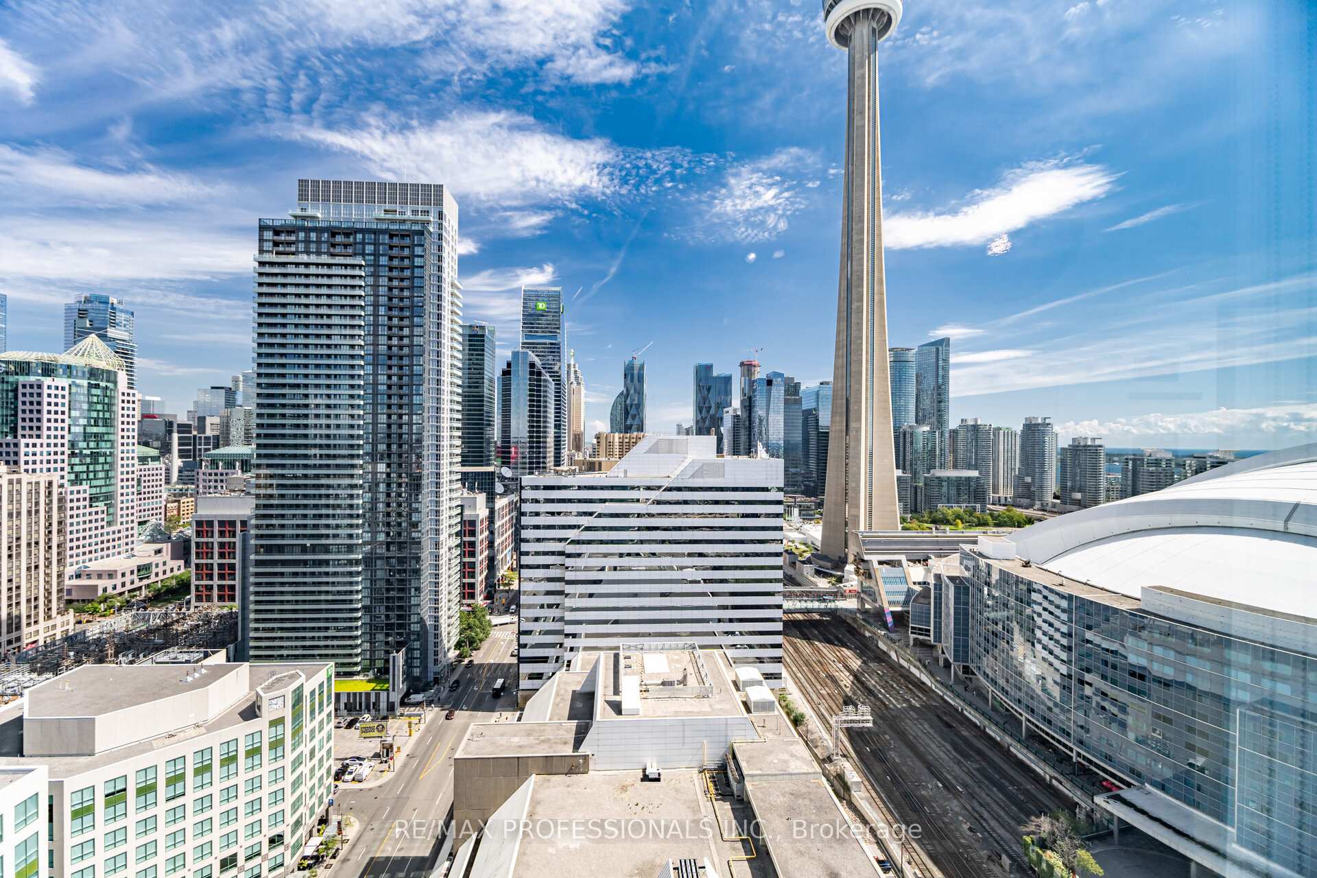 Photo 18 of Unit 3303, 361 Front Street W, Toronto, Waterfront Communities — HOMEH