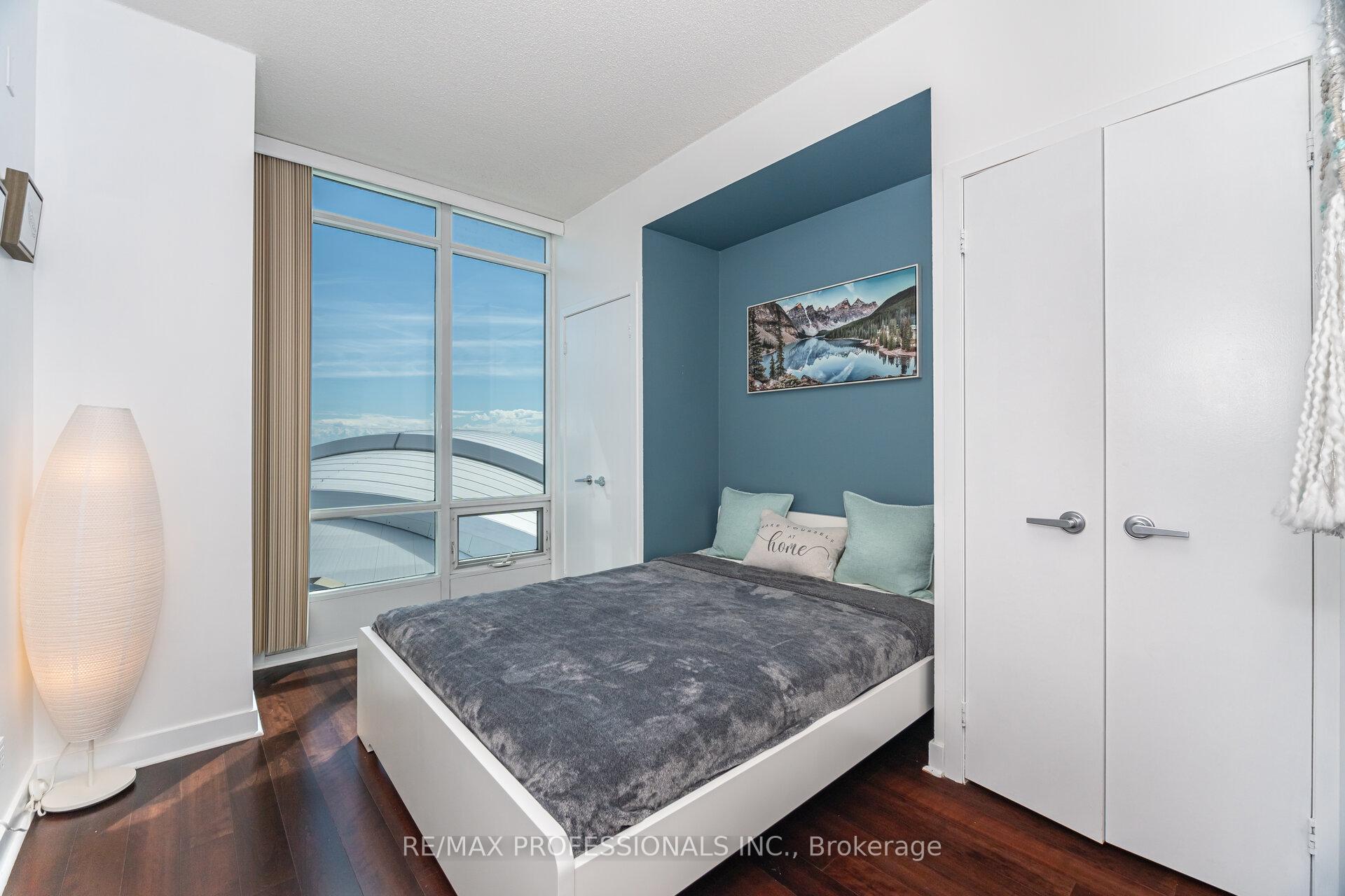 Photo 26 of Unit 3303, 361 Front Street W, Toronto, Waterfront Communities — HOMEH