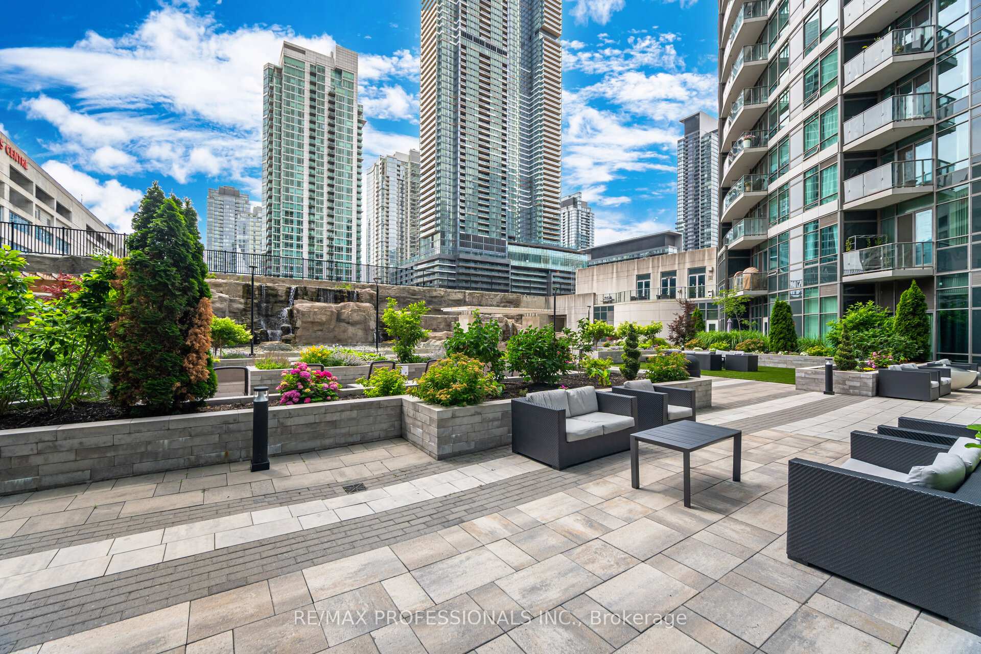 Photo 32 of Unit 3303, 361 Front Street W, Toronto, Waterfront Communities — HOMEH