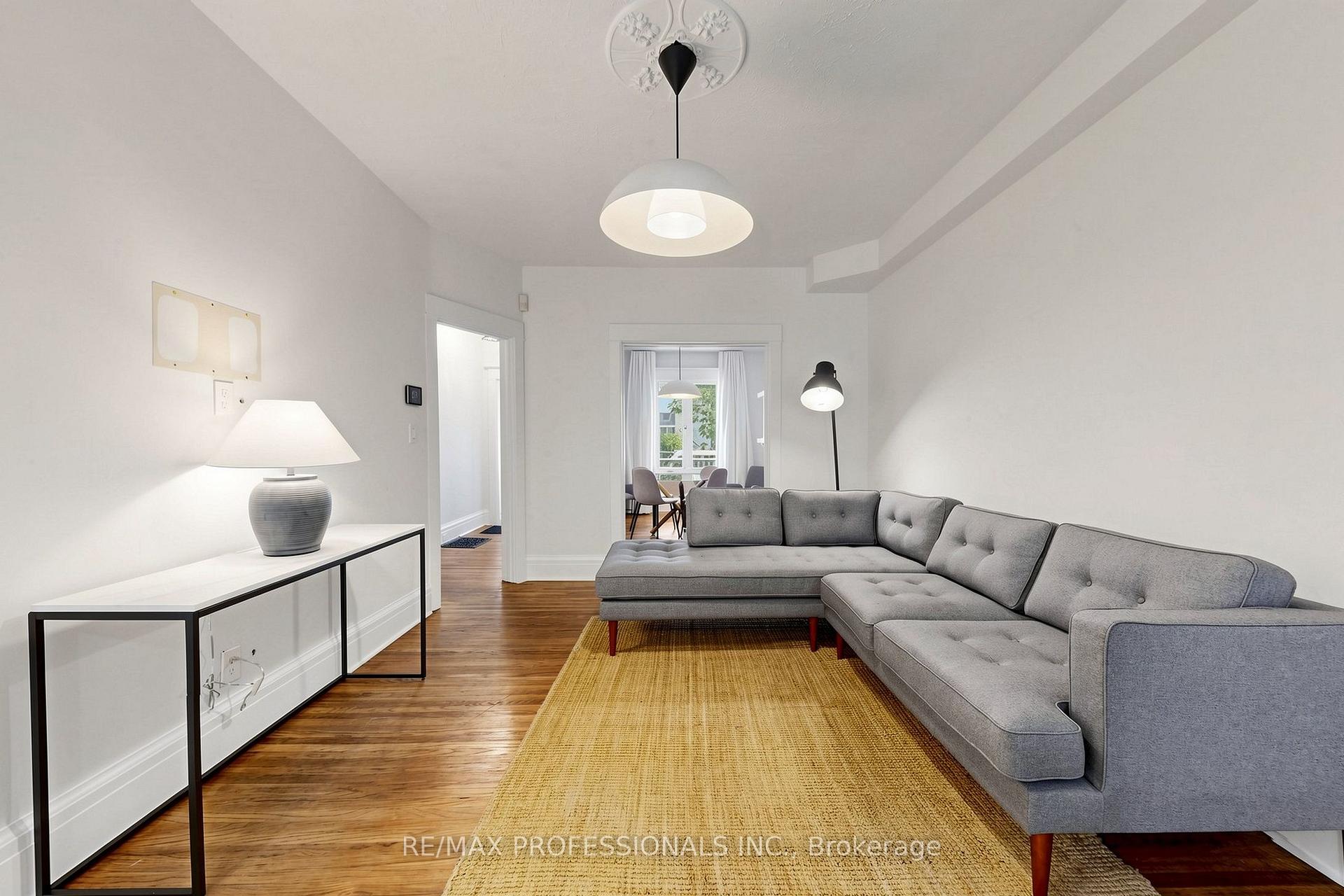 Photo 6 of 368 Howland Avenue, Toronto, Casa Loma — HOMEH