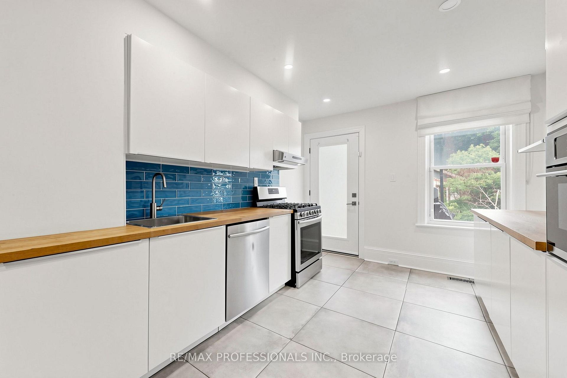 Photo 9 of 368 Howland Avenue, Toronto, Casa Loma — HOMEH