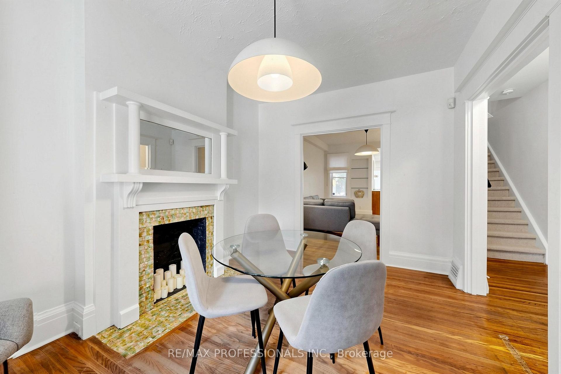 Photo 17 of 368 Howland Avenue, Toronto, Casa Loma — HOMEH