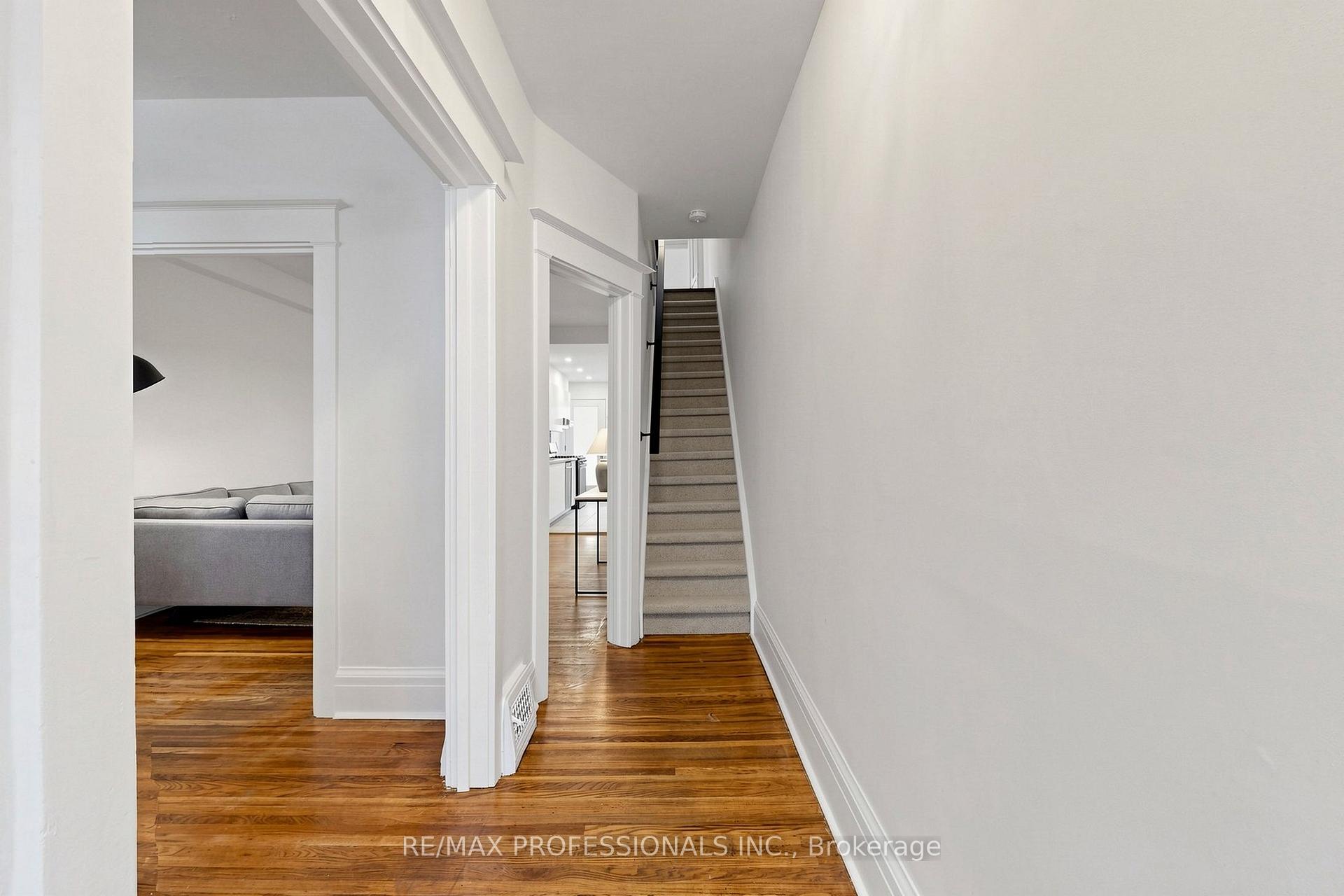 Photo 18 of 368 Howland Avenue, Toronto, Casa Loma — HOMEH