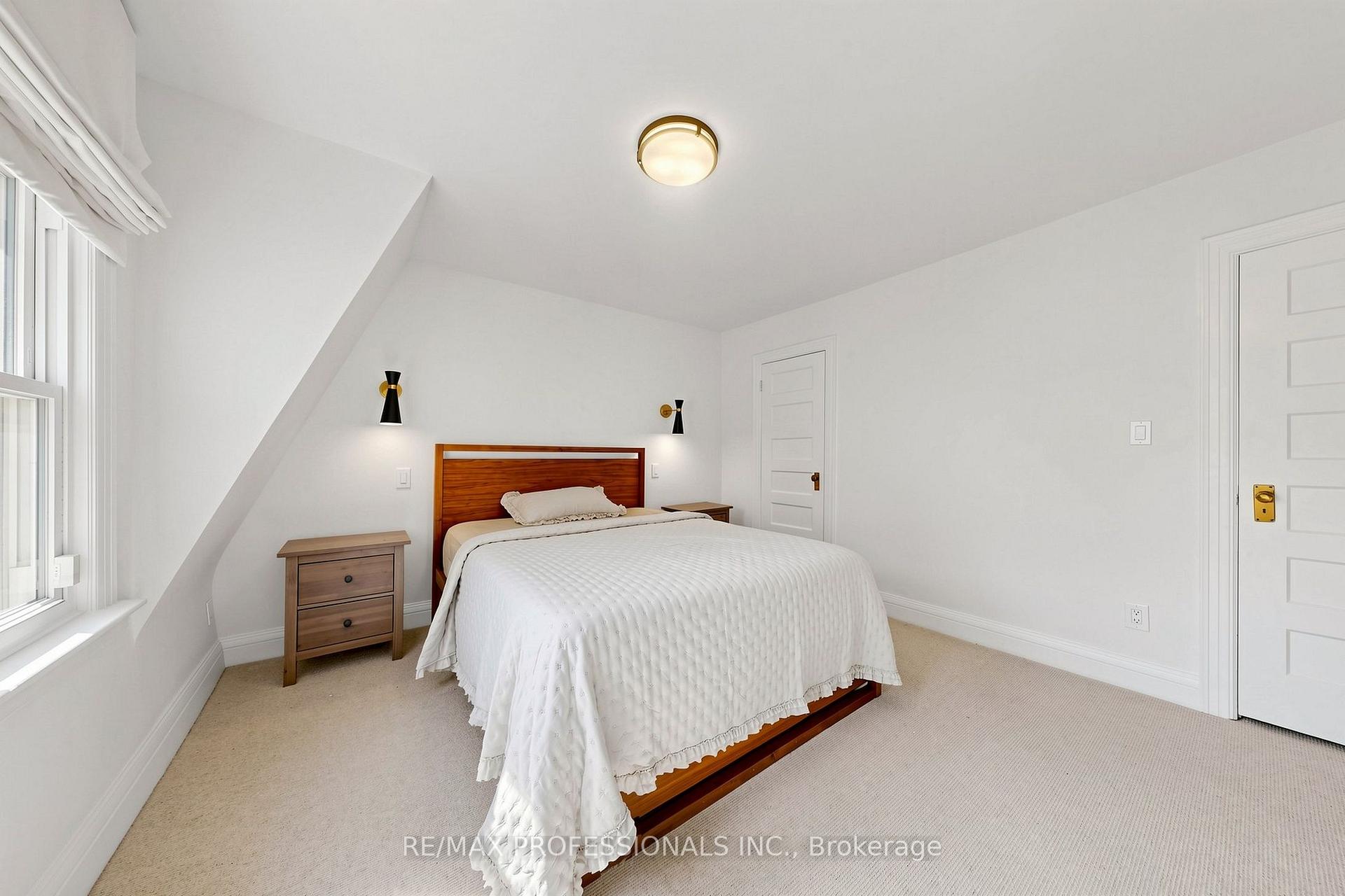 Photo 22 of 368 Howland Avenue, Toronto, Casa Loma — HOMEH