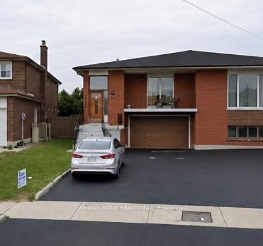 Photo 1 of 7463 Sigsbee Drive, Mississauga, Malton — HOMEH