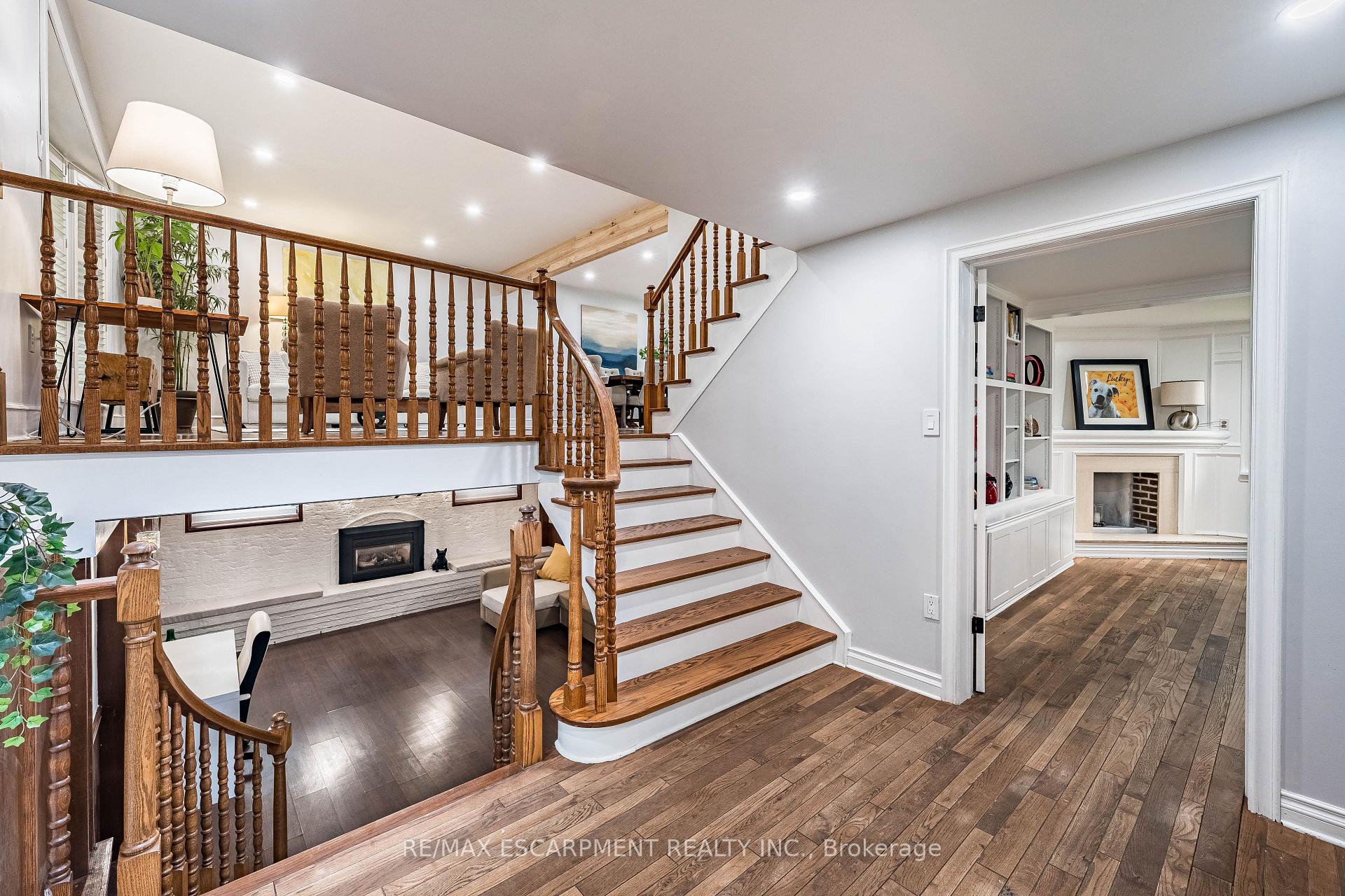 Photo 5 of 9 Hilts Drive, Hamilton, Stoney Creek — HOMEH