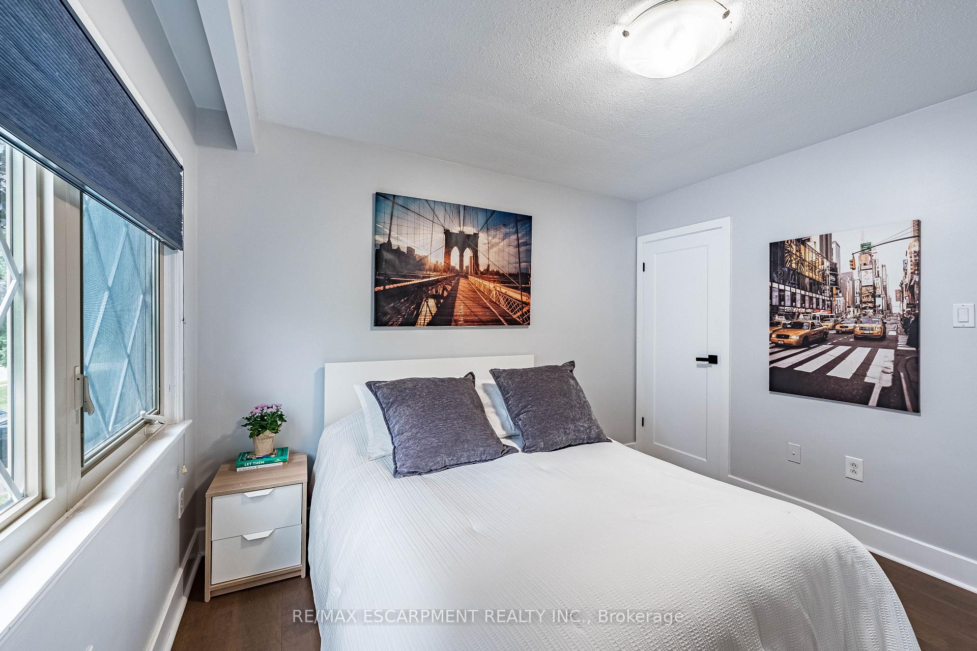 Photo 27 of 9 Hilts Drive, Hamilton, Stoney Creek — HOMEH