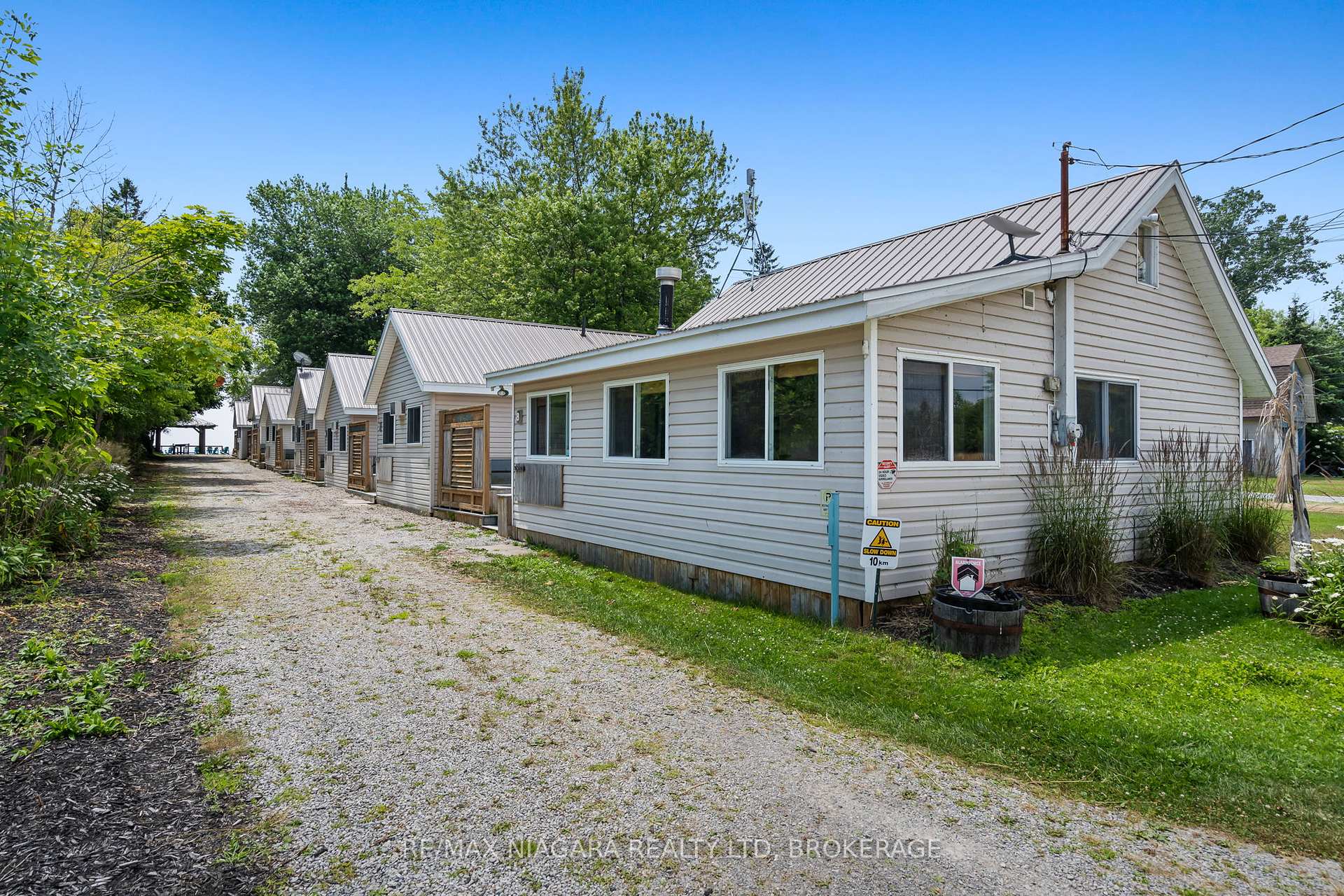Photo 4 of 12343 Lakeshore Road, Wainfleet, Lakeshore — HOMEH