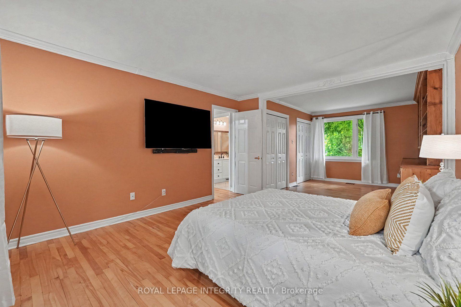 Photo 21 of 2076 Niagara Drive, Ottawa, Applewood Acres — HOMEH