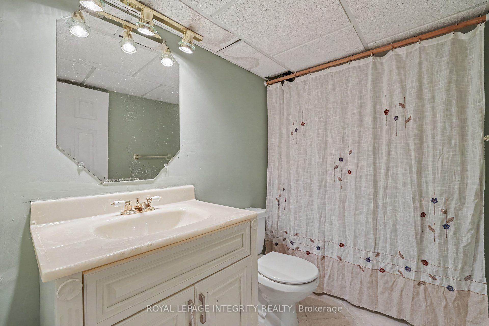 Photo 26 of 2076 Niagara Drive, Ottawa, Applewood Acres — HOMEH