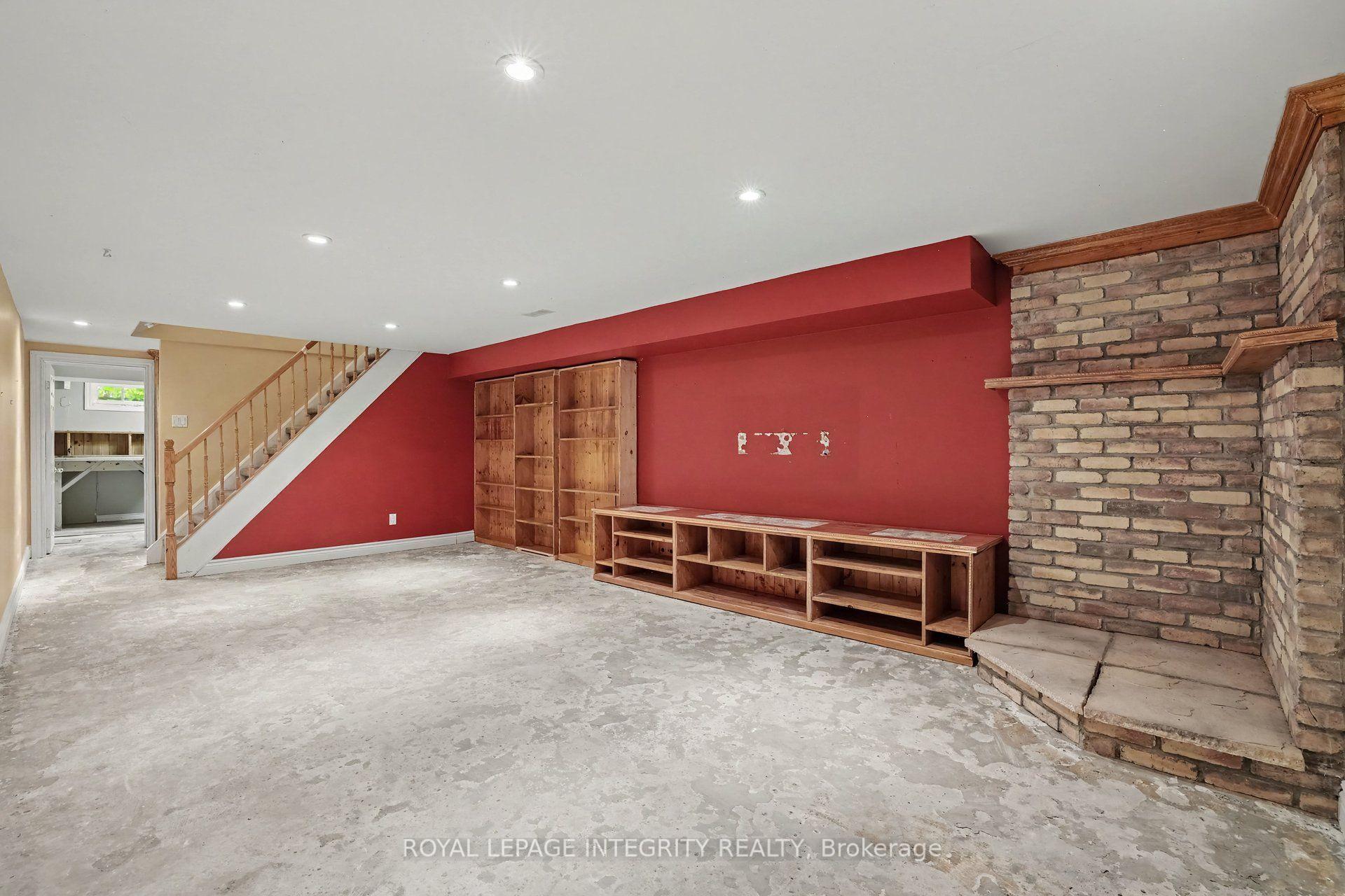 Photo 28 of 2076 Niagara Drive, Ottawa, Applewood Acres — HOMEH