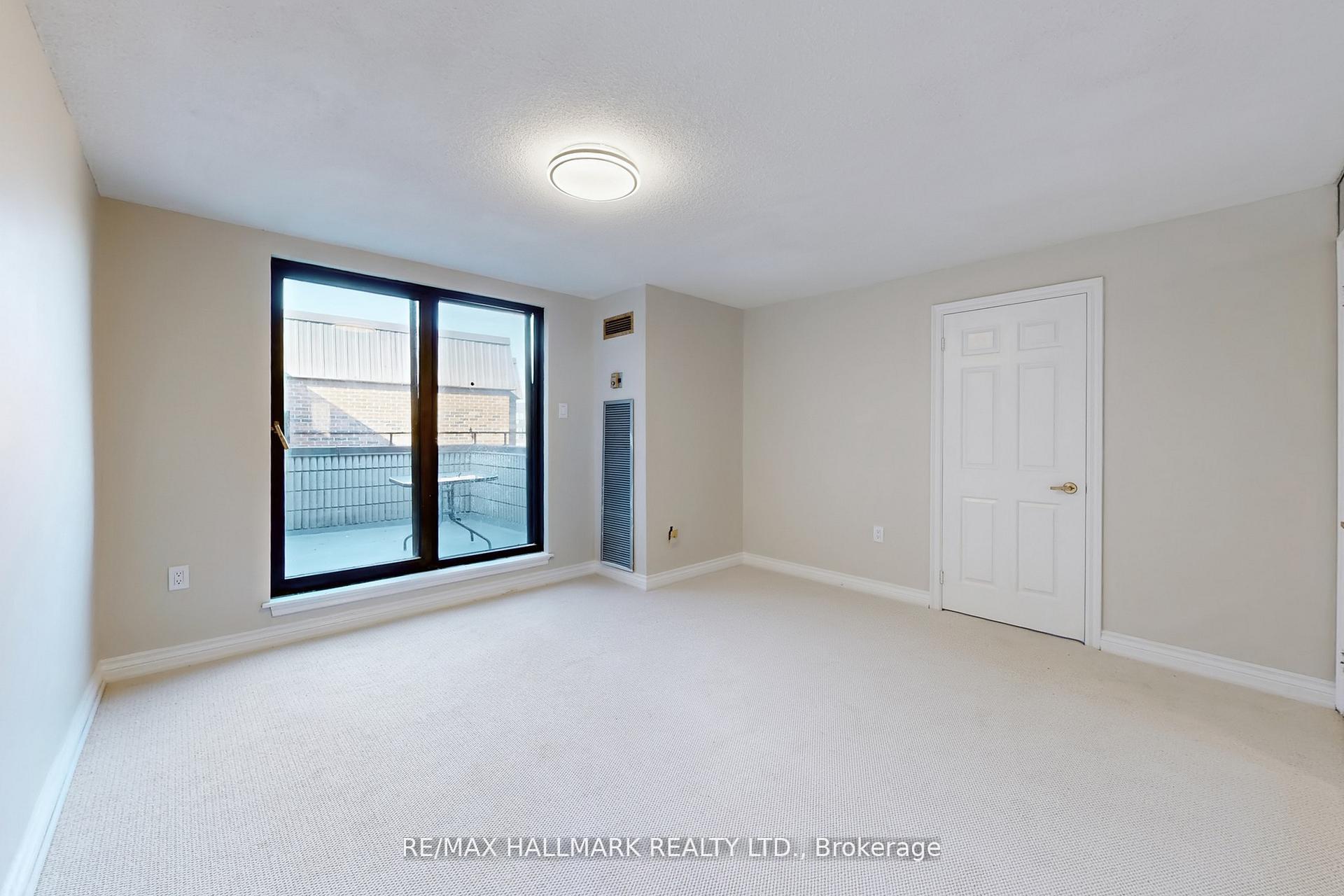 Photo 15 of Unit 316, 16 Elgin Street, Markham, Thornhill — HOMEH