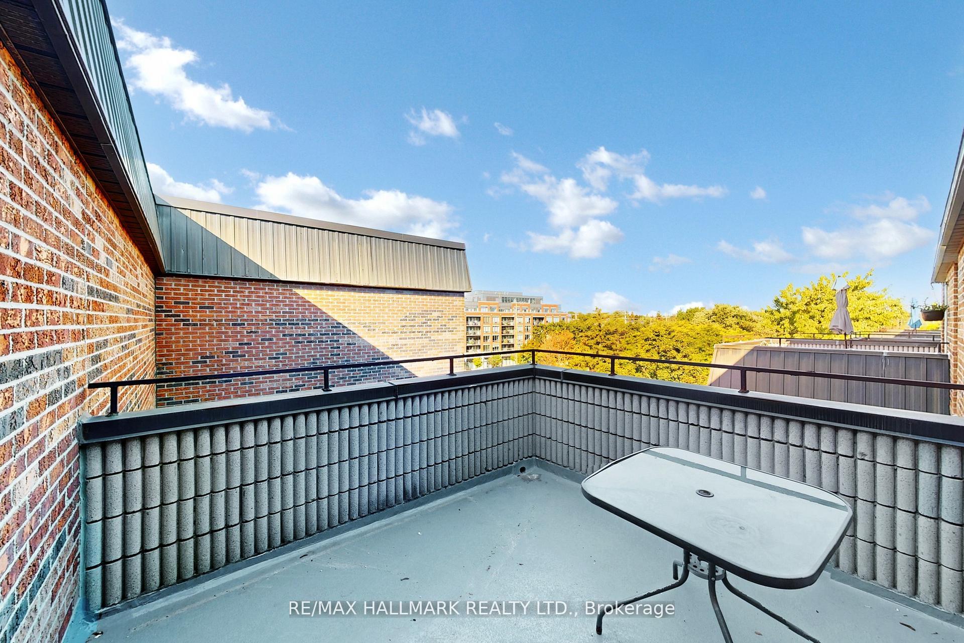 Photo 16 of Unit 316, 16 Elgin Street, Markham, Thornhill — HOMEH